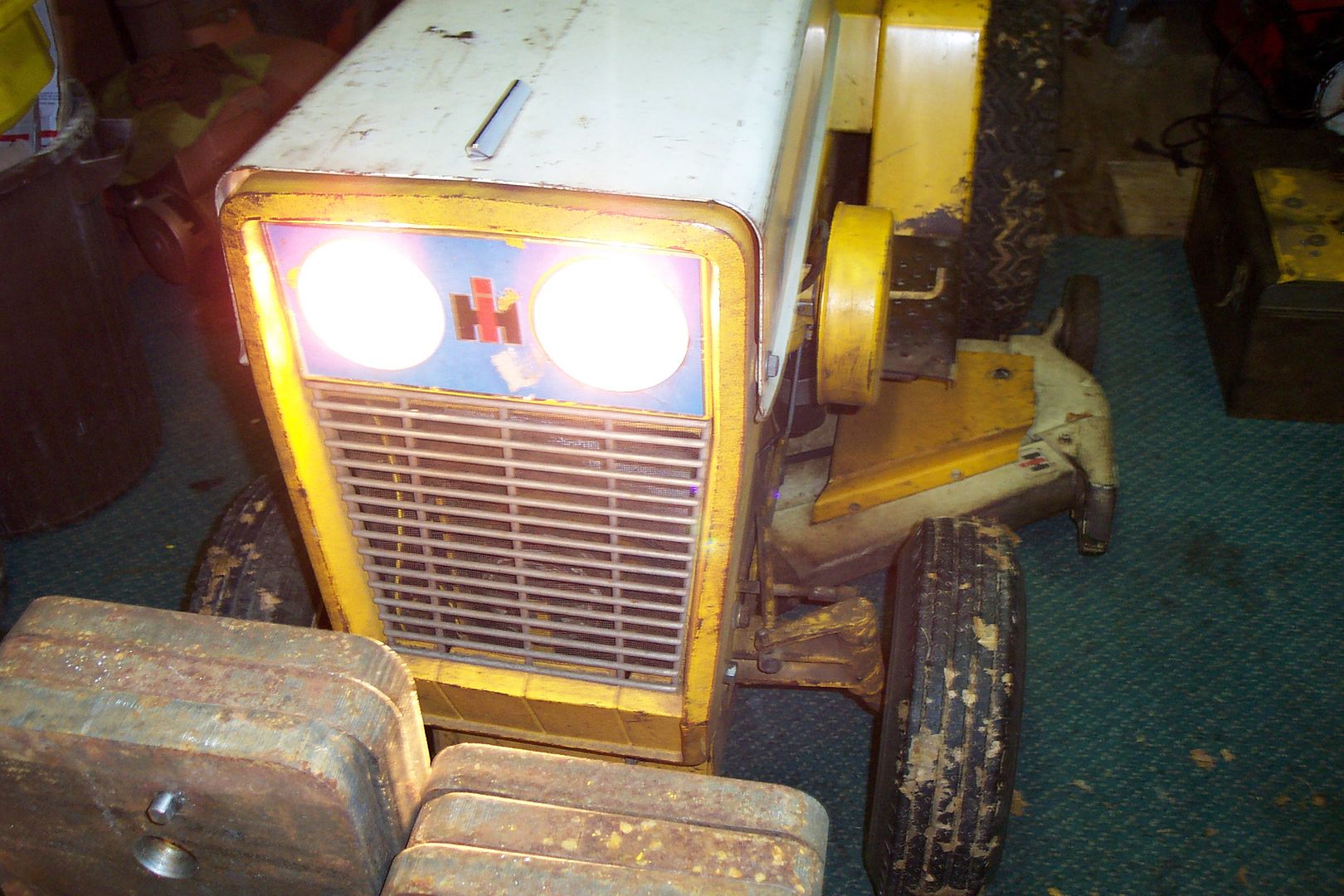 installing headlight on my 122-what gauge wire? - Cub Cadet Collectors